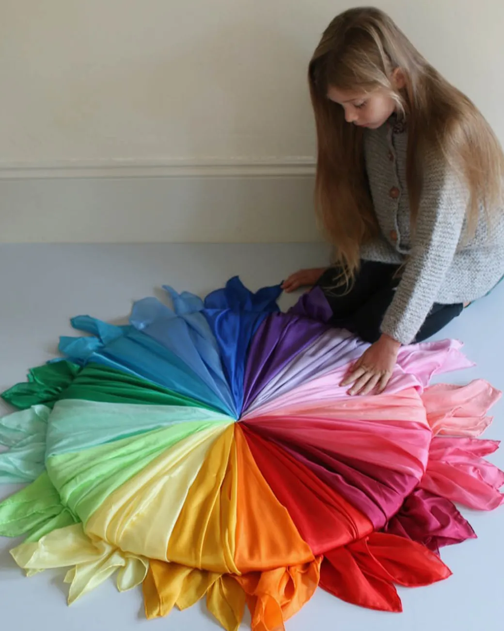 Set Of 17 Solid Color Playsilks